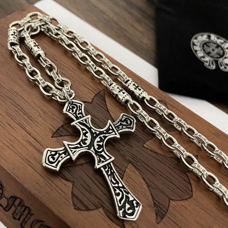 Ch**me He**ts necklaces